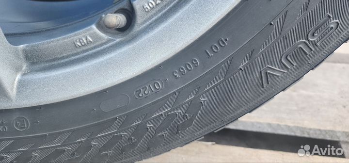 Зимние шины с дисками 225/60R17