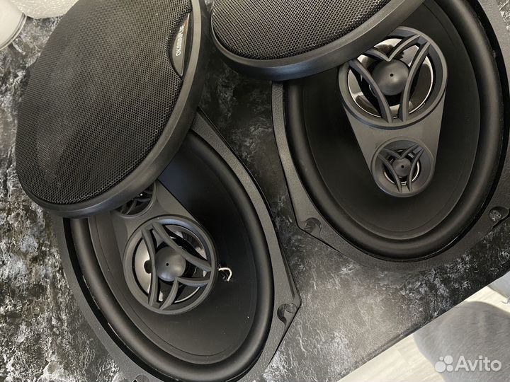 Колонки в машину