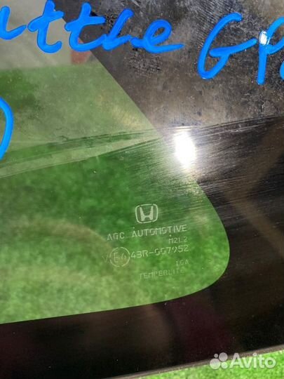 Стекло собачника левое Honda Fit Shuttle GP2 LDA