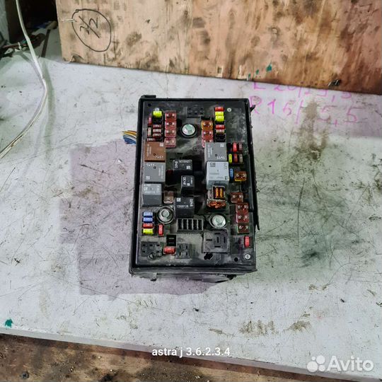 Блок предохранителей opel astra j дефект