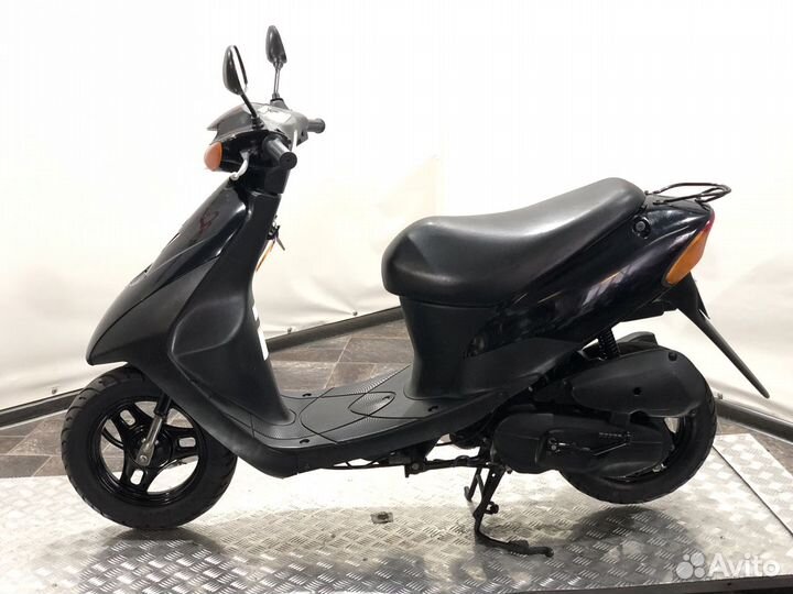 Скутер Suzuki Lets 2