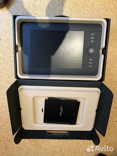 Графический планшет wacom intuos pro s