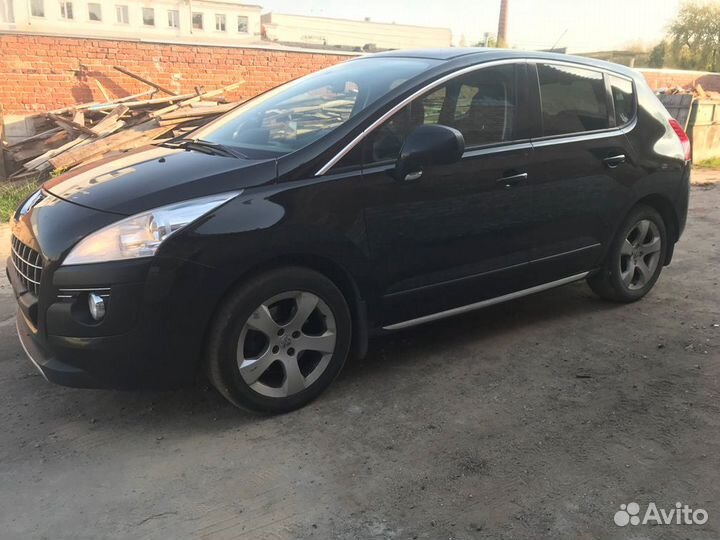 Стекло переднее левое Пежо 3008 Peugeot 3008