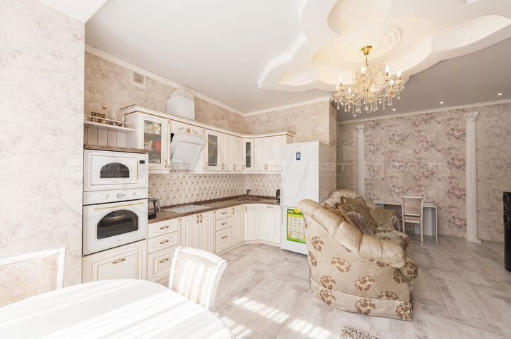 2-к. квартира, 58,3 м², 2/8 эт.