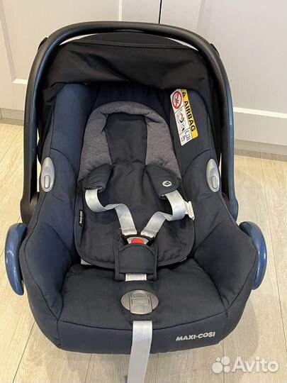 Автолюлька maxi cosi cabriofix oт 0+