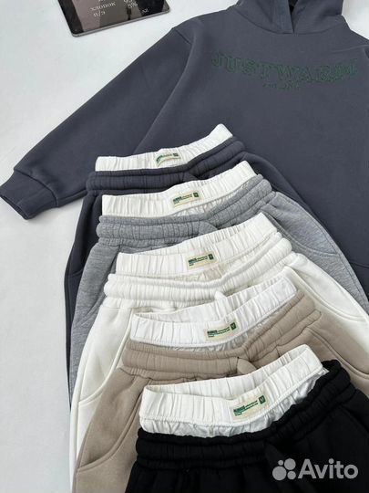 Спортивный костюм