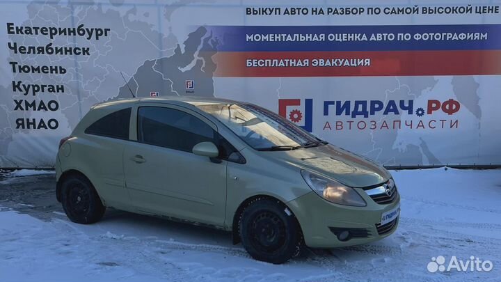 Воздухозаборник Opel Corsa D 13202063