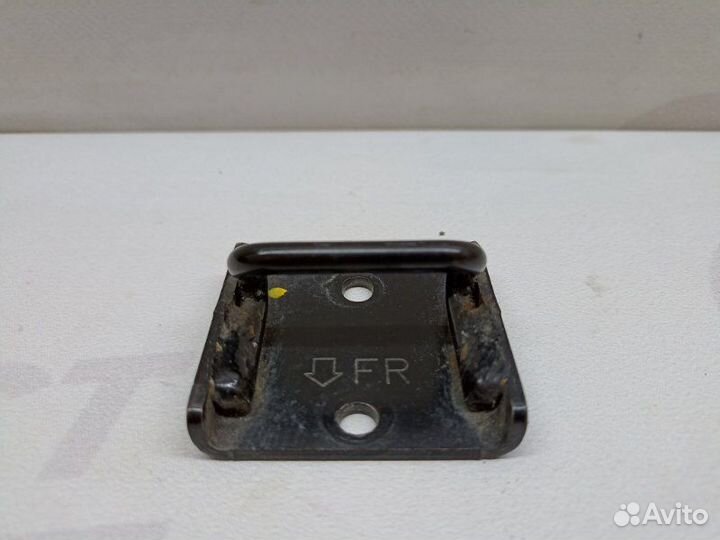 Петля заднего сиденья Hyundai Solaris RB G4FC 2010