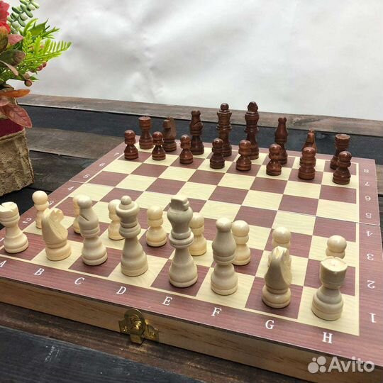 Шахматы деревянные