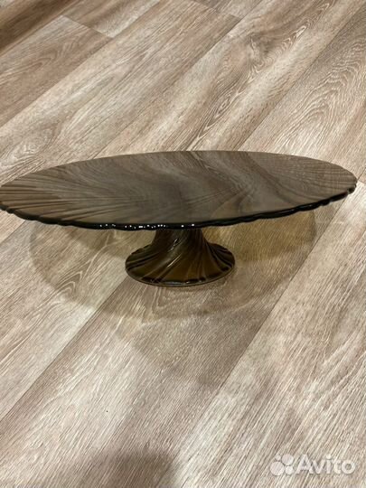 Тортница на ножке из французского стекла