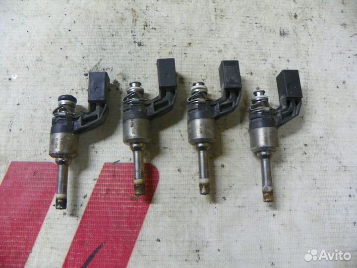 Форсунка инжекторная электрическая Audi A1