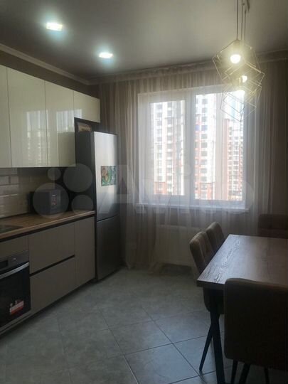 2-к. квартира, 64 м², 7/10 эт.