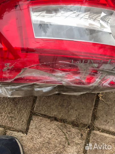 Фонарь задний skoda octavia а7