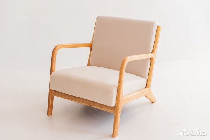 Кресло для гостиной