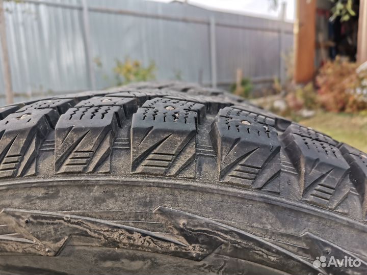 Hankook AH11 225/55 R18 98T