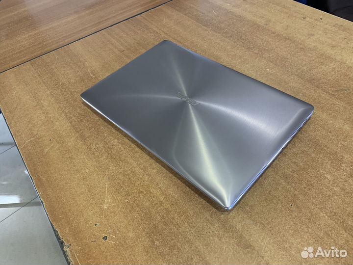 Asus UX501VW Core i7-6700HQ/12Gb/SSD/GTX960M