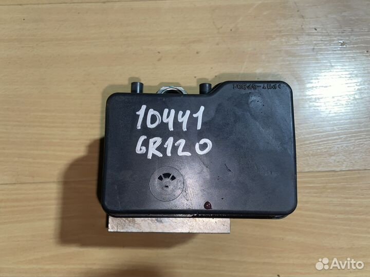 Блок абс ABS Toyota Mark X X120 GRX120