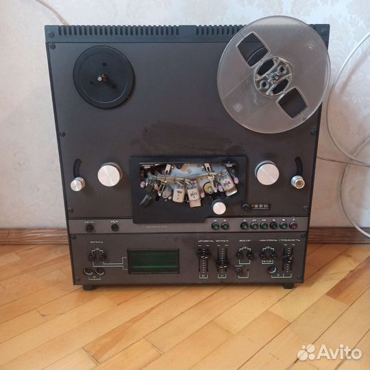 Катушечный магнитофон