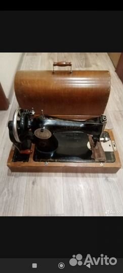 Швейная машина Подольск ручная