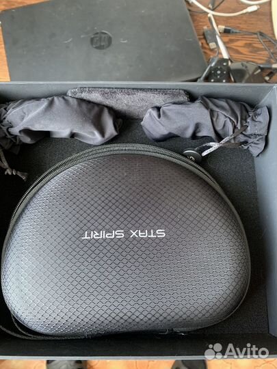 Безпровадные наушники