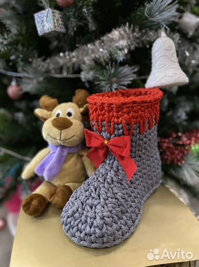 Новогодний сапожок и колокольчик для подарков