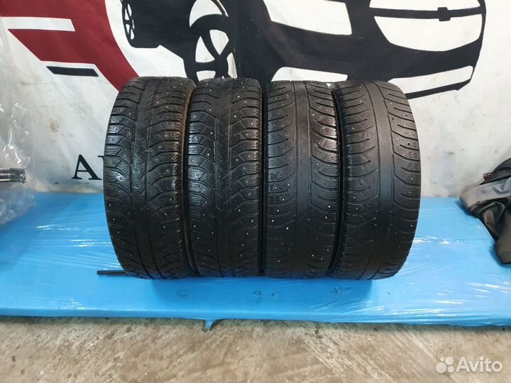 Bridgestone Ice Cruiser 7000 215/65 R16