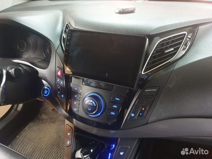 Магнитола Teyes X1 WiFi 2/32 на Hyundai I40
