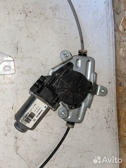 Стеклоподъемник в сборе задний правый Hyundai