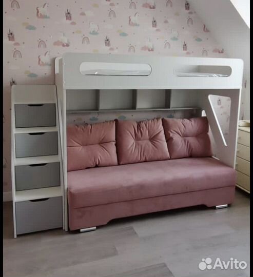 Кровать двухьярусная с диваном