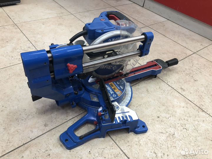 Торцовочная пила Зубр Профессионал ппт-216-П