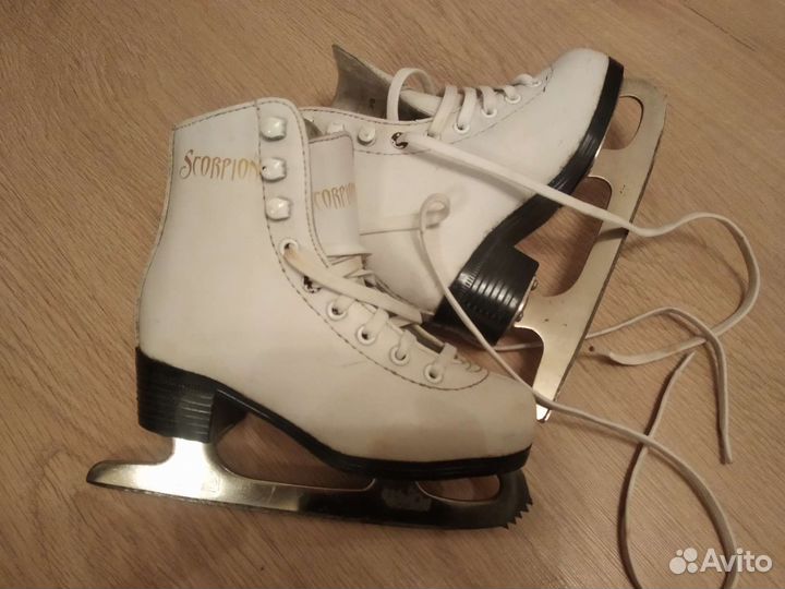 Коньки детские 28 р