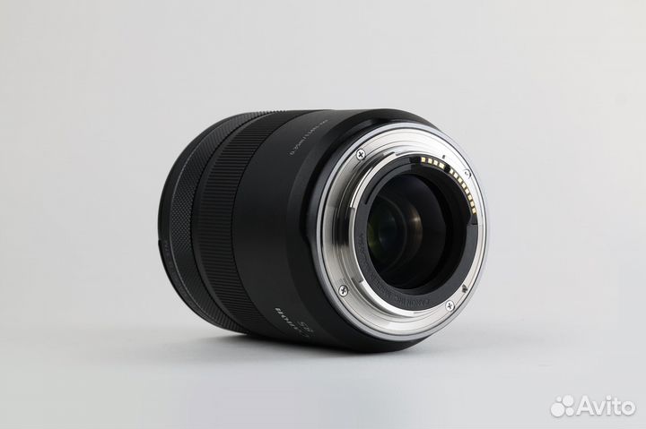 Canon RF 85mm F2 macro IS STM + бленда