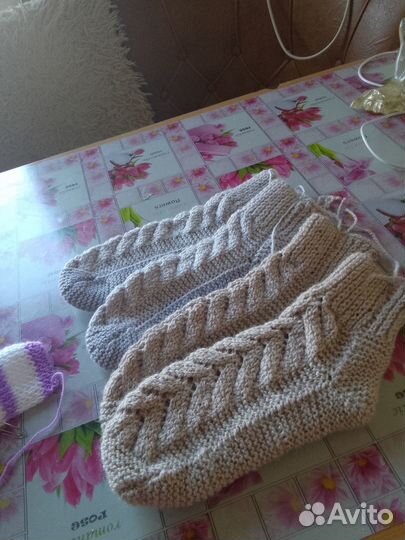 Вязанные носки ручной работы