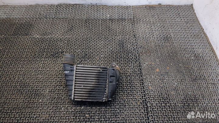 Радиатор интеркулера Volkswagen Bora, 2004