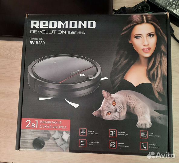 Робот пылесос Redmond rv-r280