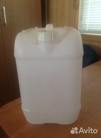 Канистры пластиковые 10 л бу