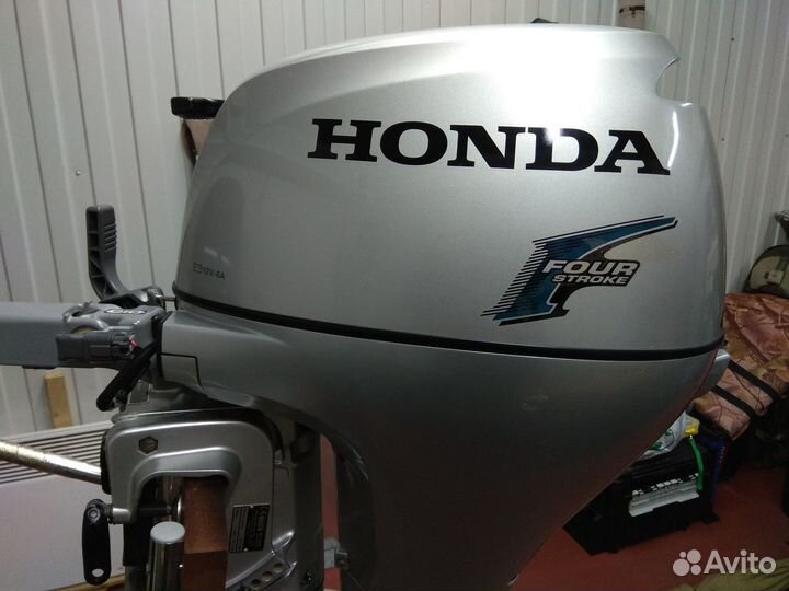 Подвесной лодочный мотор Хонда BF-20 SHU