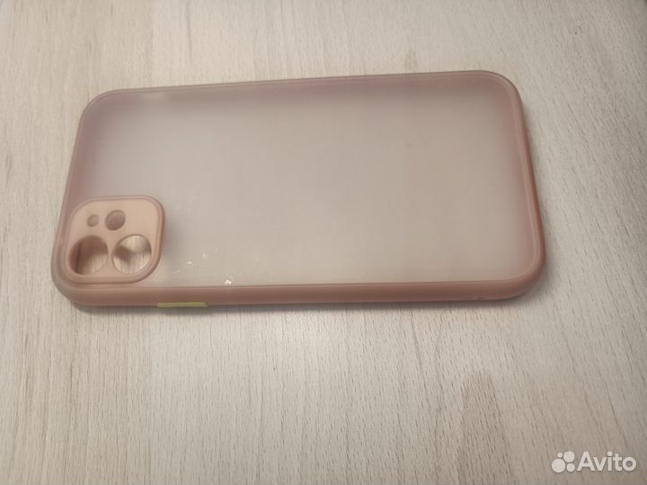 Чехол на iPhone 11