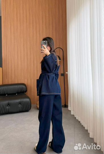 Стильный женский костюм двойка