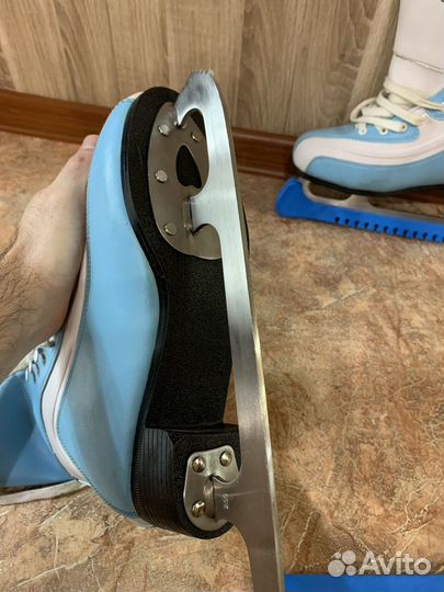 Коньки caprice