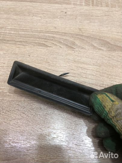 Кнопка крышки багажника Ауди A4 B6 седан