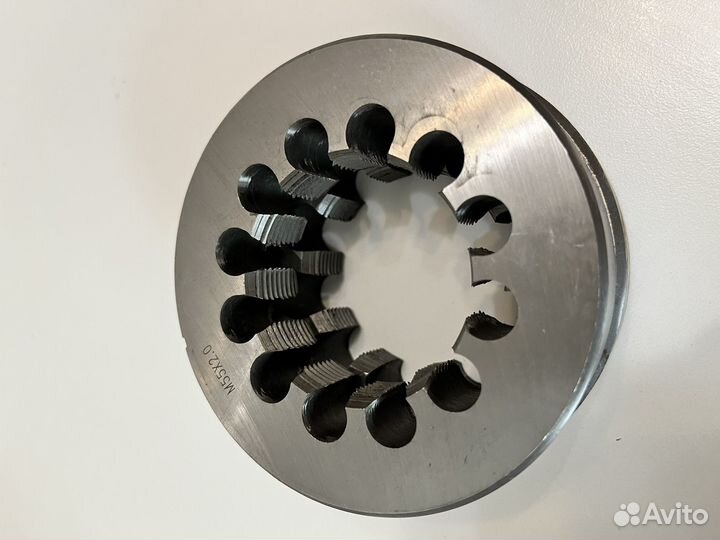 Плашка М55х2