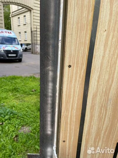 Дверь металлическая