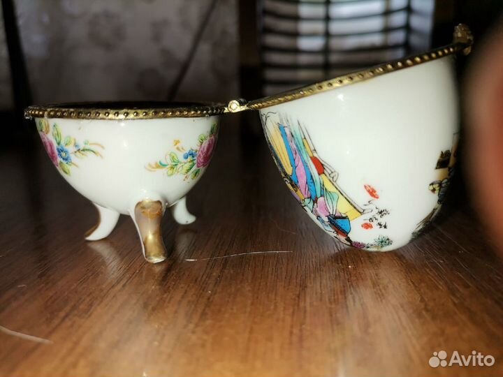 Шкатулка яйцо