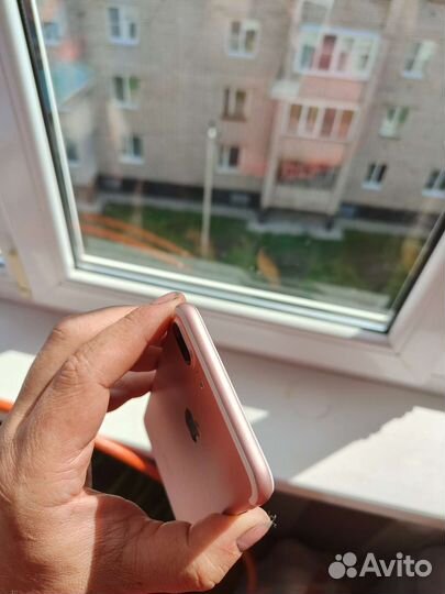Телефон iPhone 7 plus