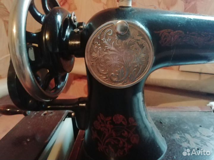 Швейная машинка