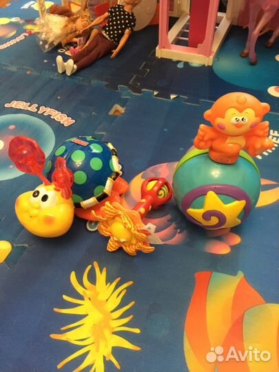 Развивающие игрушки