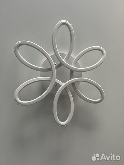 Люстра потолочная