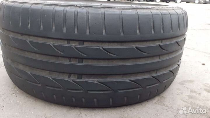 Bridgestone Potenza S001 245/40 R18
