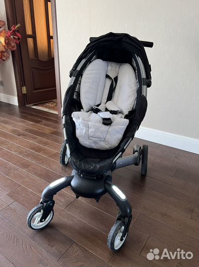 Коляска 4moms